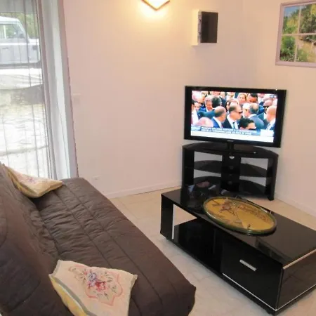 Holiday home House Fish And Gites Lanzac